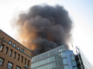 [The smoke as seen from behind the Sanoma headquarters] 